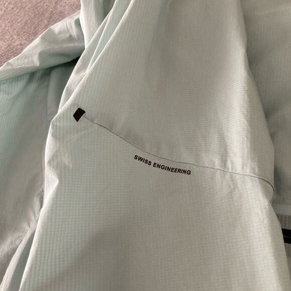 On Cloud Running Jacket Women’s S Green Lightweight Pocket Zip Athletic Active - Picture 4 of 11